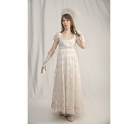 Ампир (молочное с розовым кружевом, стразы) 16